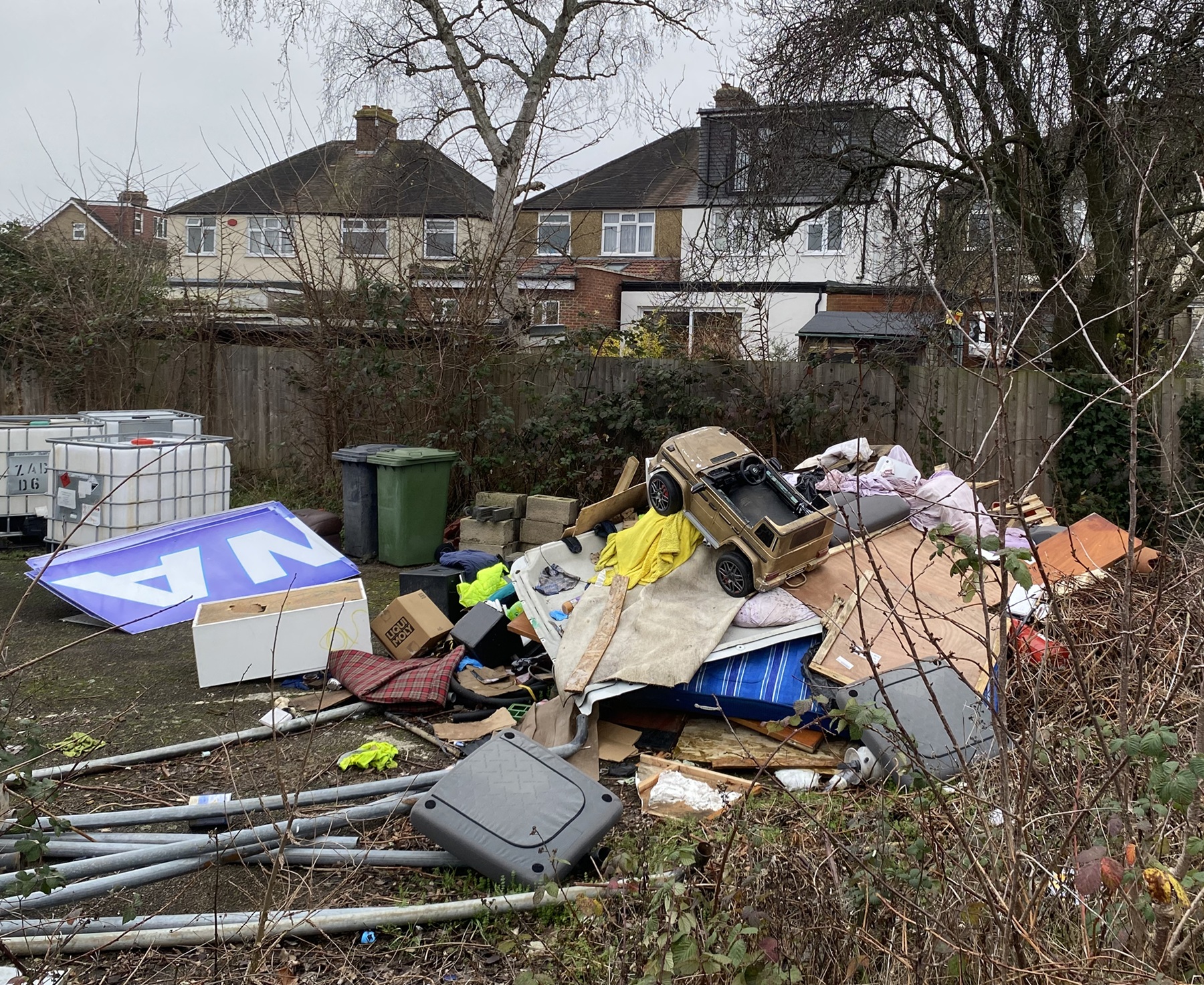 Waste experts warn London Assembly of difficulties faced by councils in tackling fly-tipping